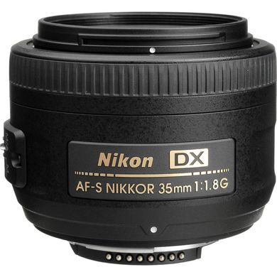 Фотографія - Nikon AF-S 35mm f / 1.8G DX